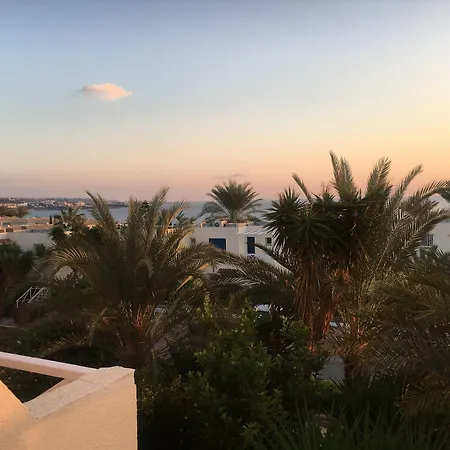 Townhouse Coral Bay Village Apartament Kisonerga