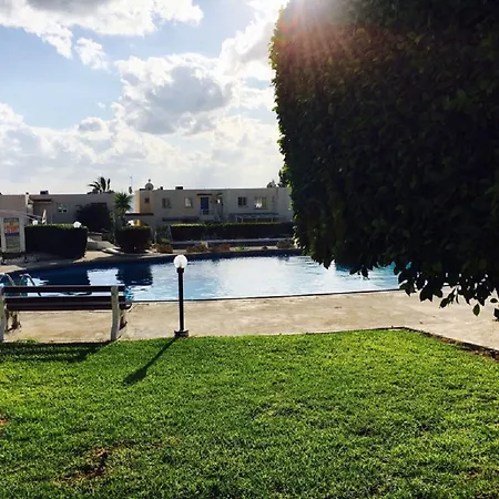 Townhouse Coral Bay Village Appartamento Kissonerga